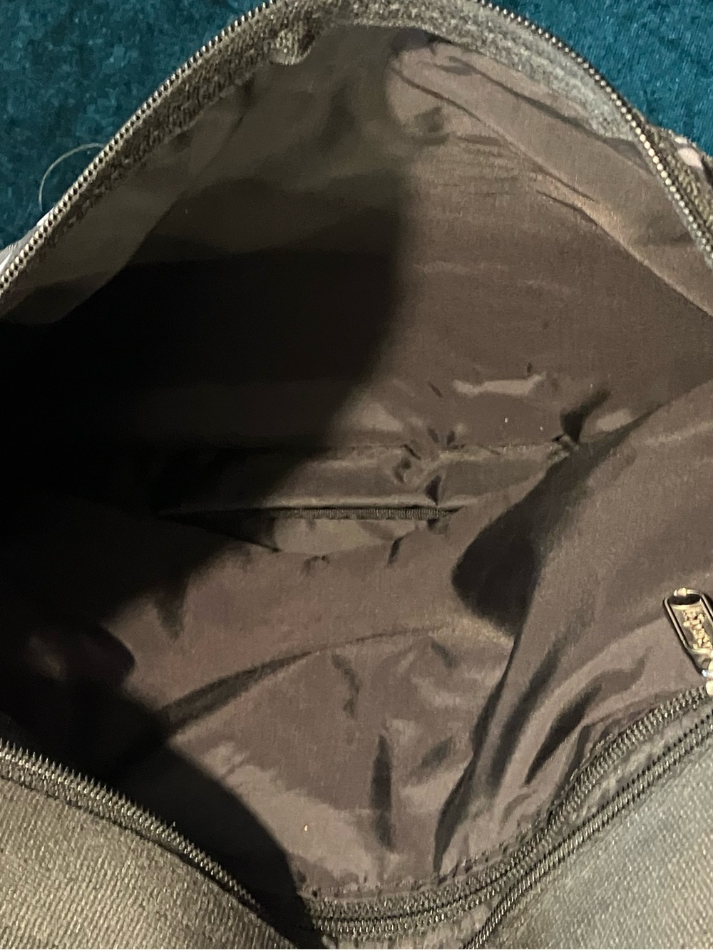 LeSportsac Love Crossbody Shoulder Bag - Picture 5 of 6